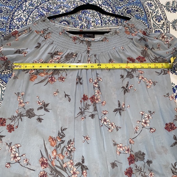 Zara Woman Premium Denim Collection size Large off the shoulder blouse, EC - Picture 7 of 7